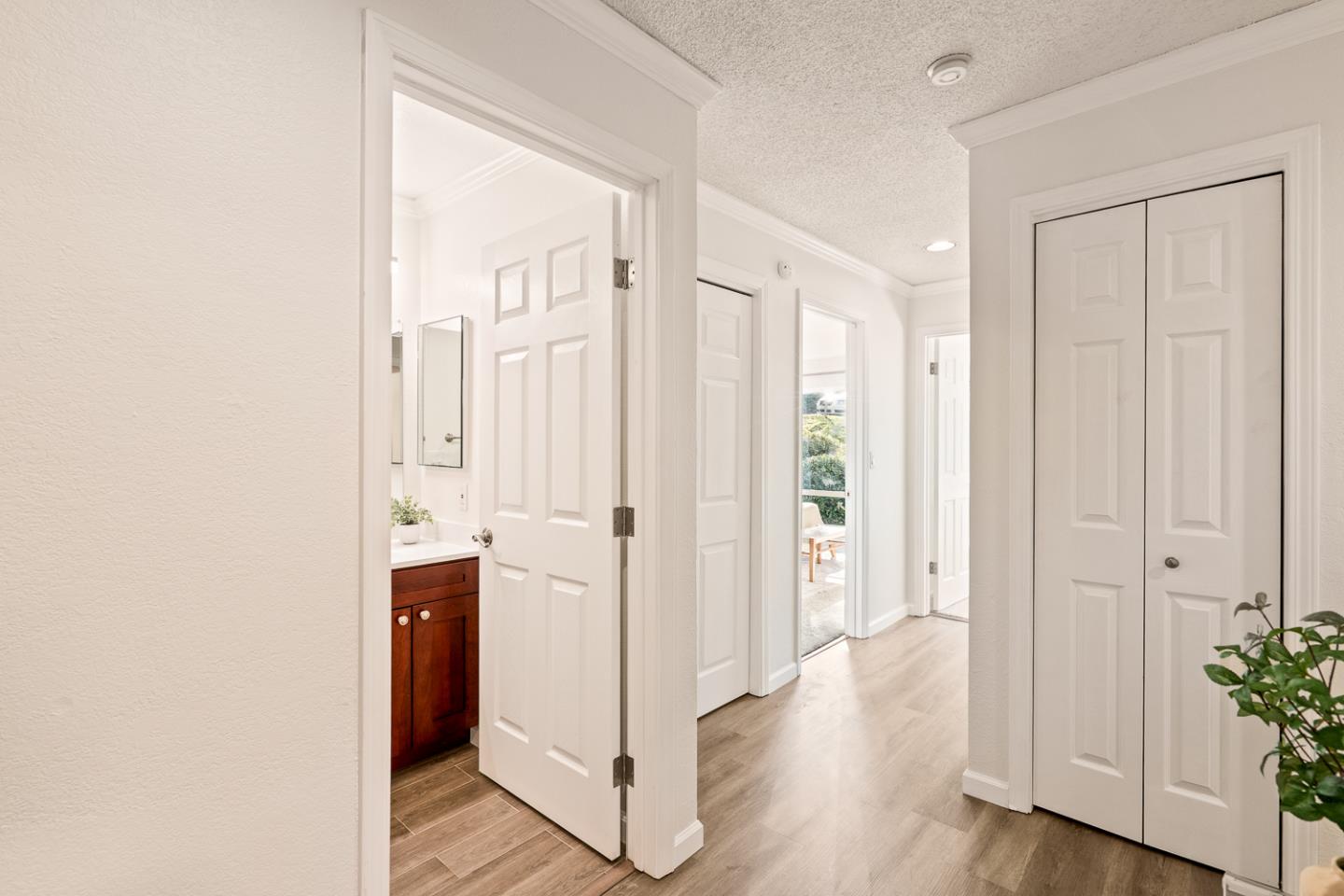 1031 Cherry Avenue 29