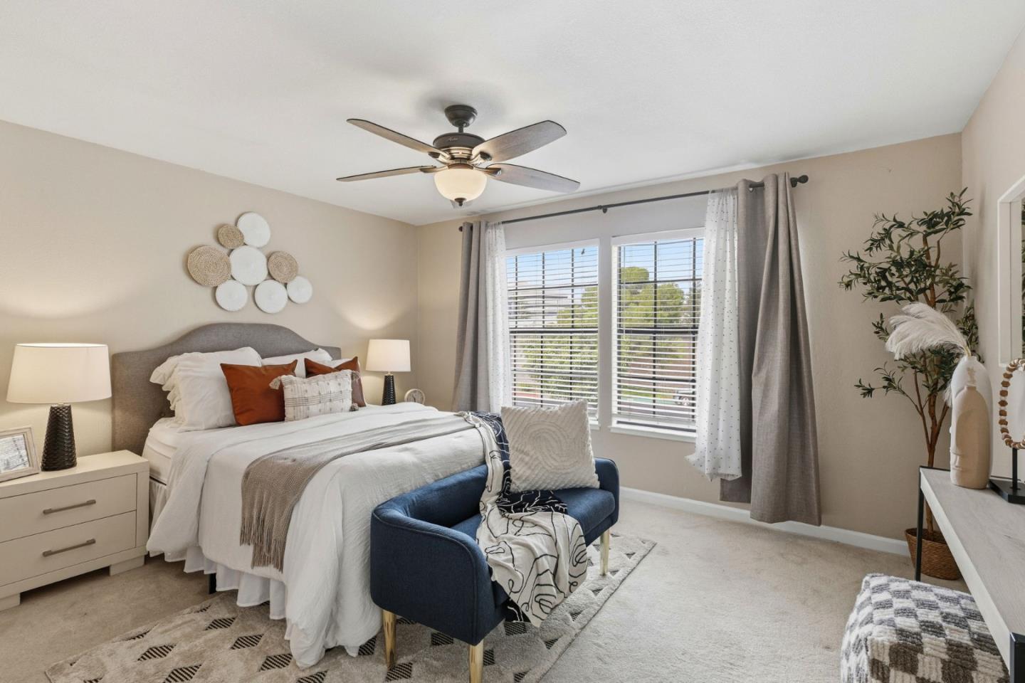 1644 Vista Del Sol