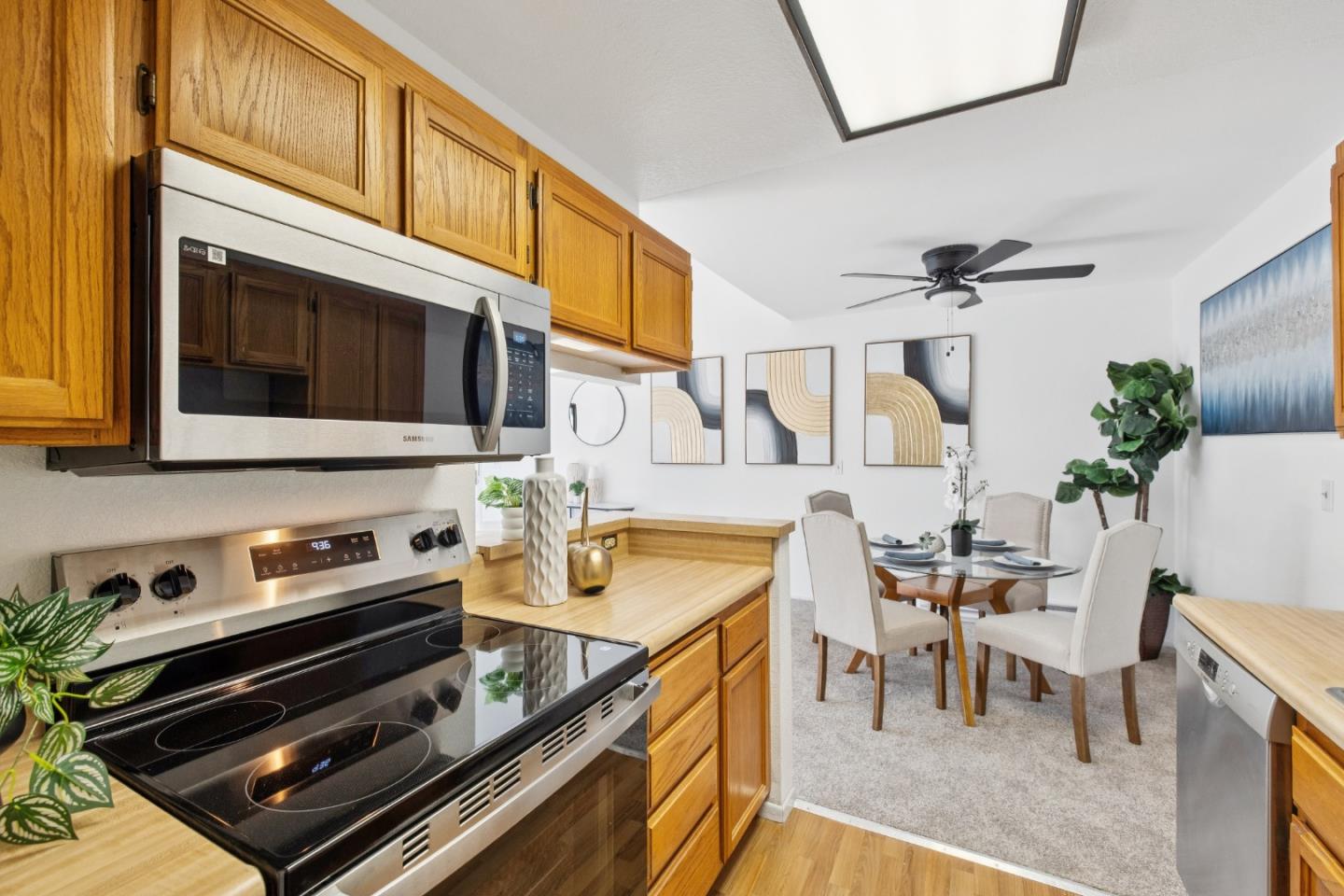 853 Woodside Way 230
