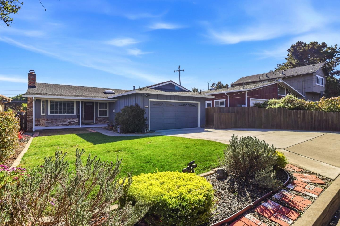3421 Lodge Drive