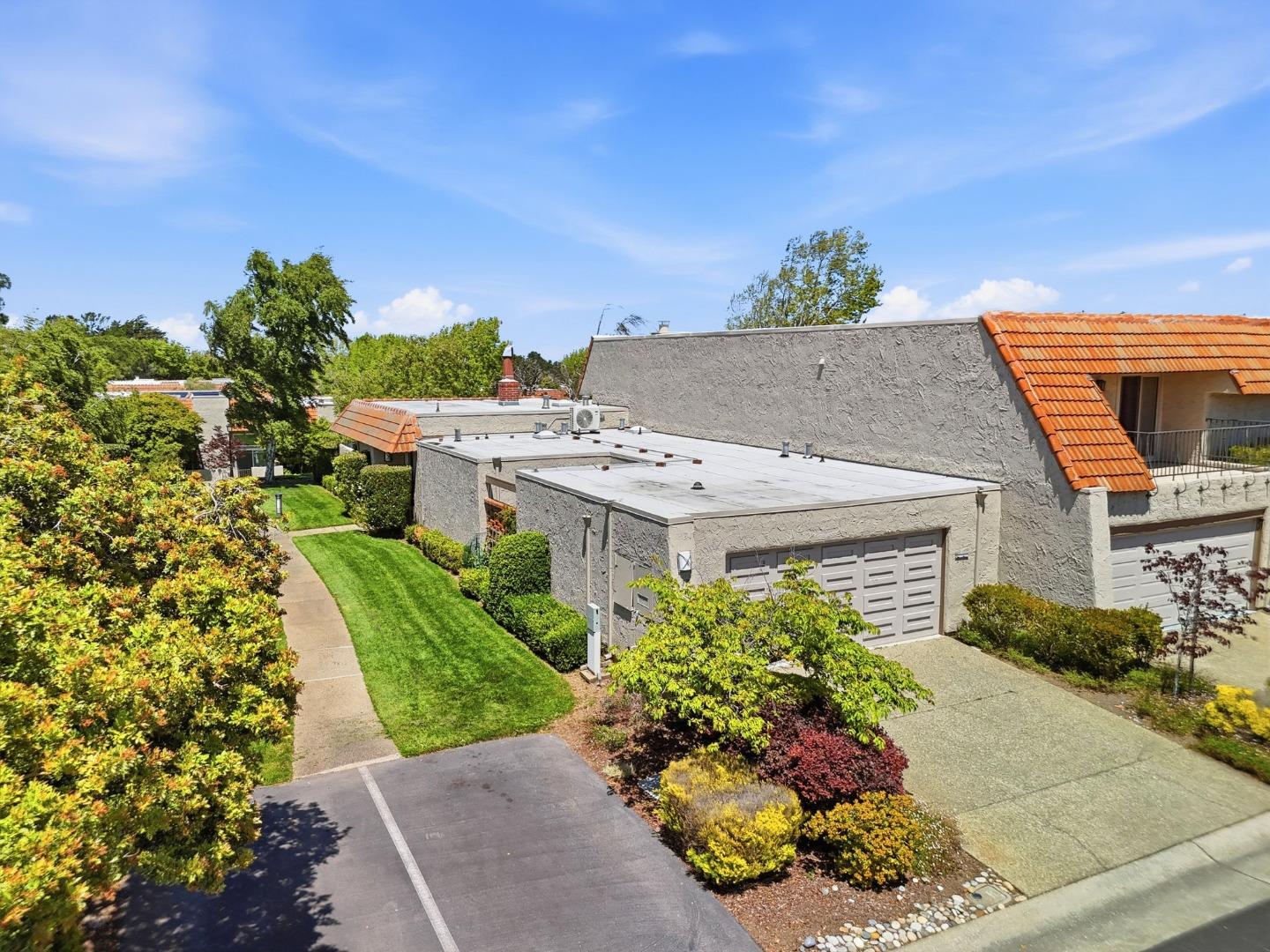 17 Rinconada Circle