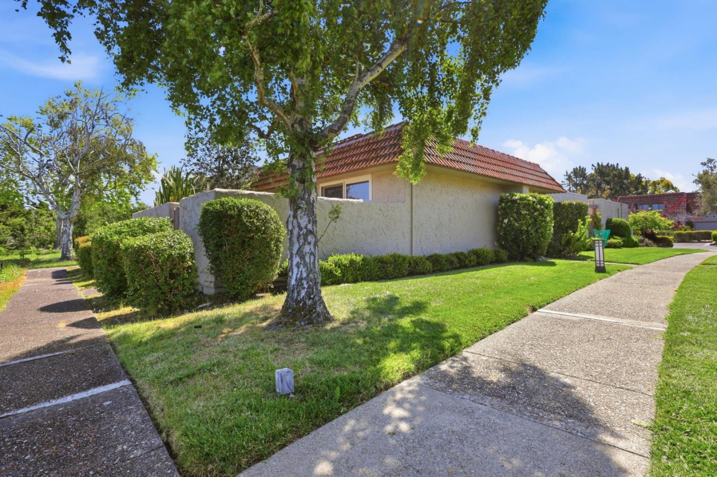 17 Rinconada Circle