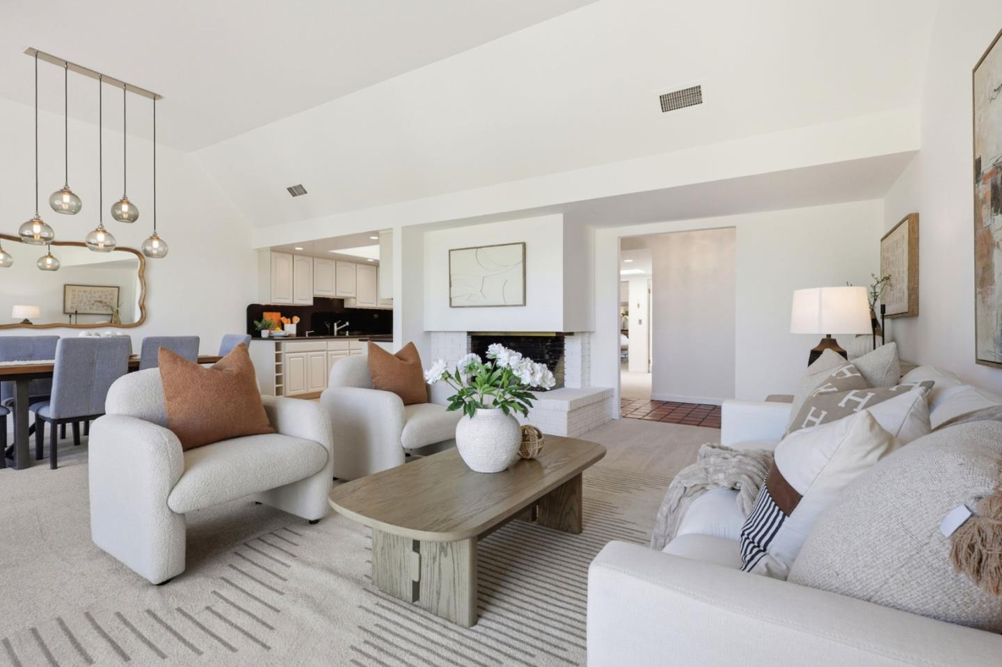 17 Rinconada Circle