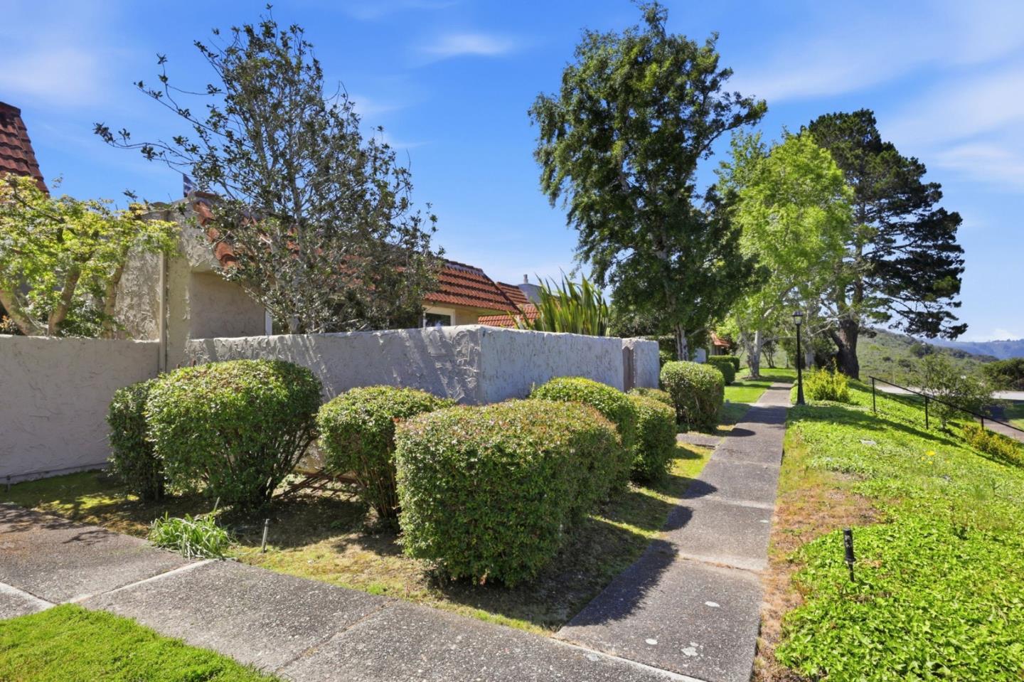 17 Rinconada Circle