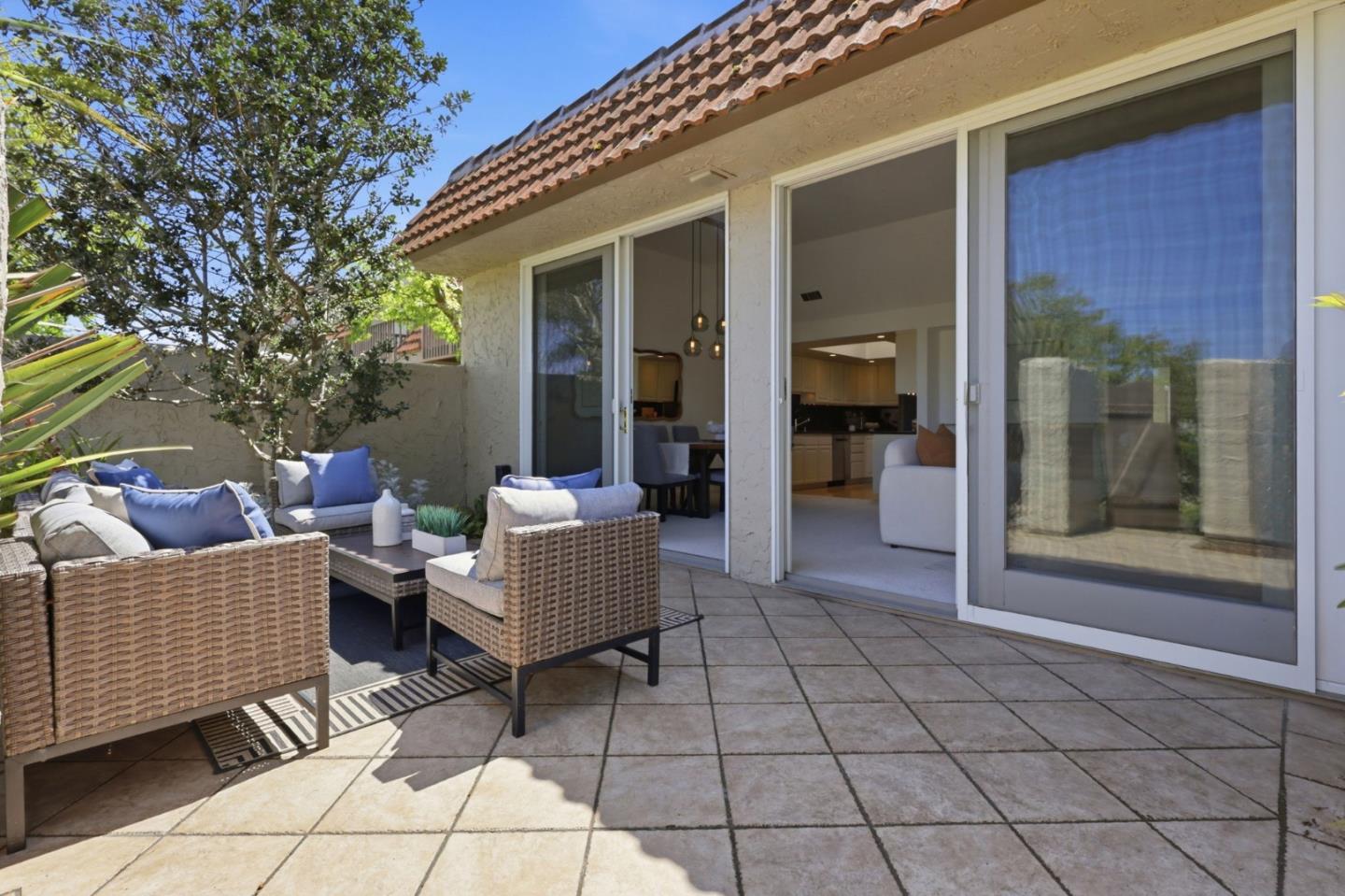 17 Rinconada Circle