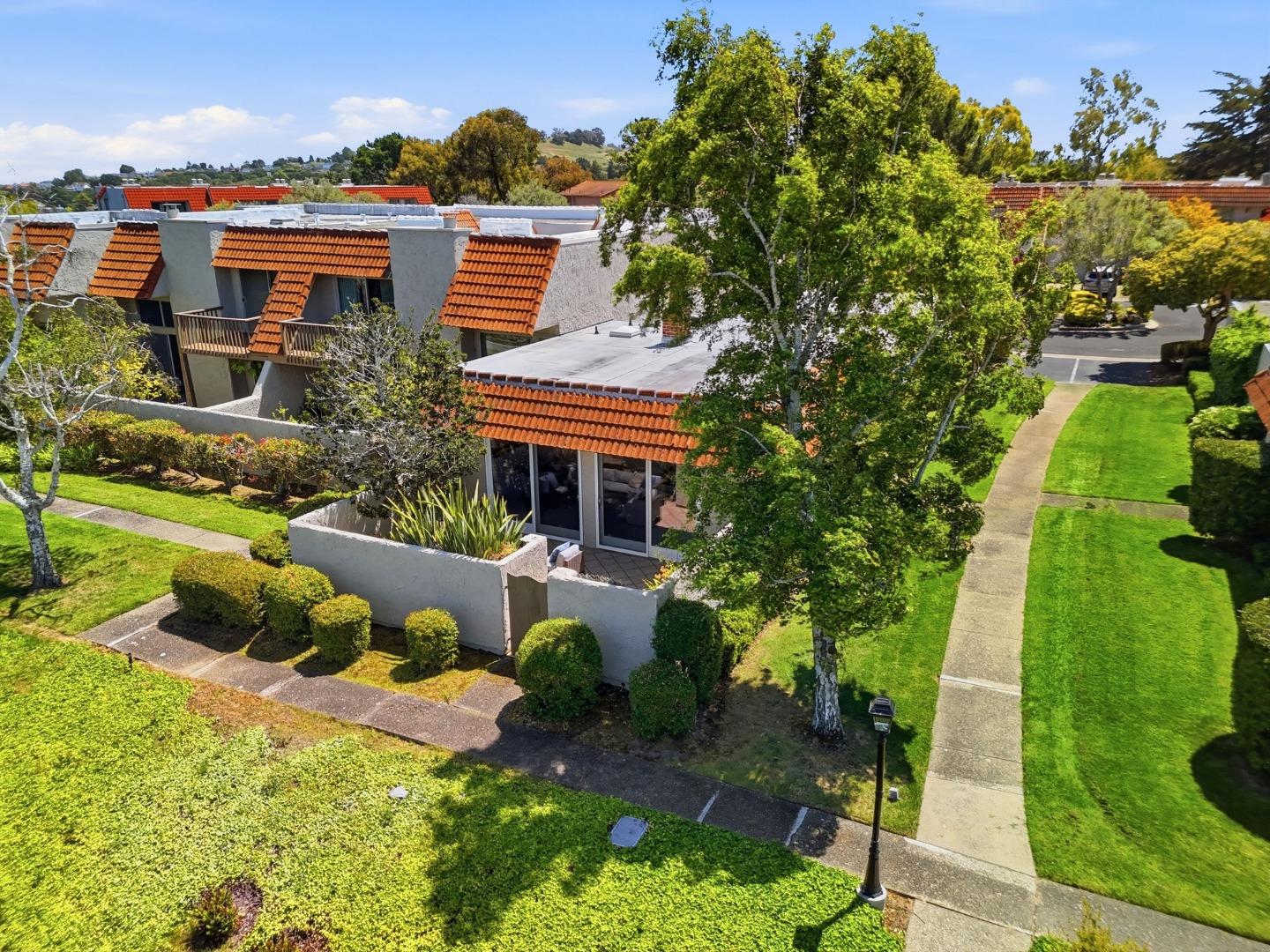17 Rinconada Circle