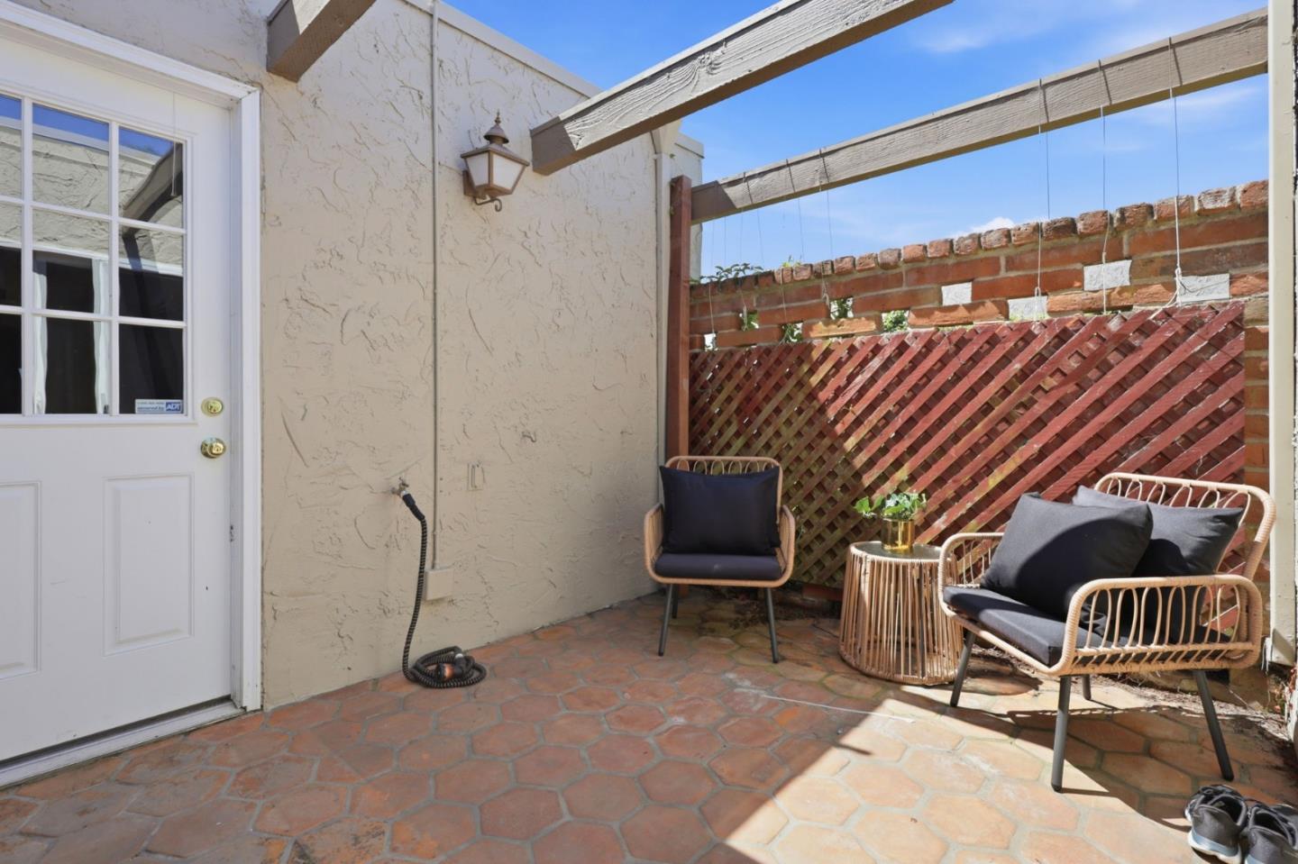 17 Rinconada Circle