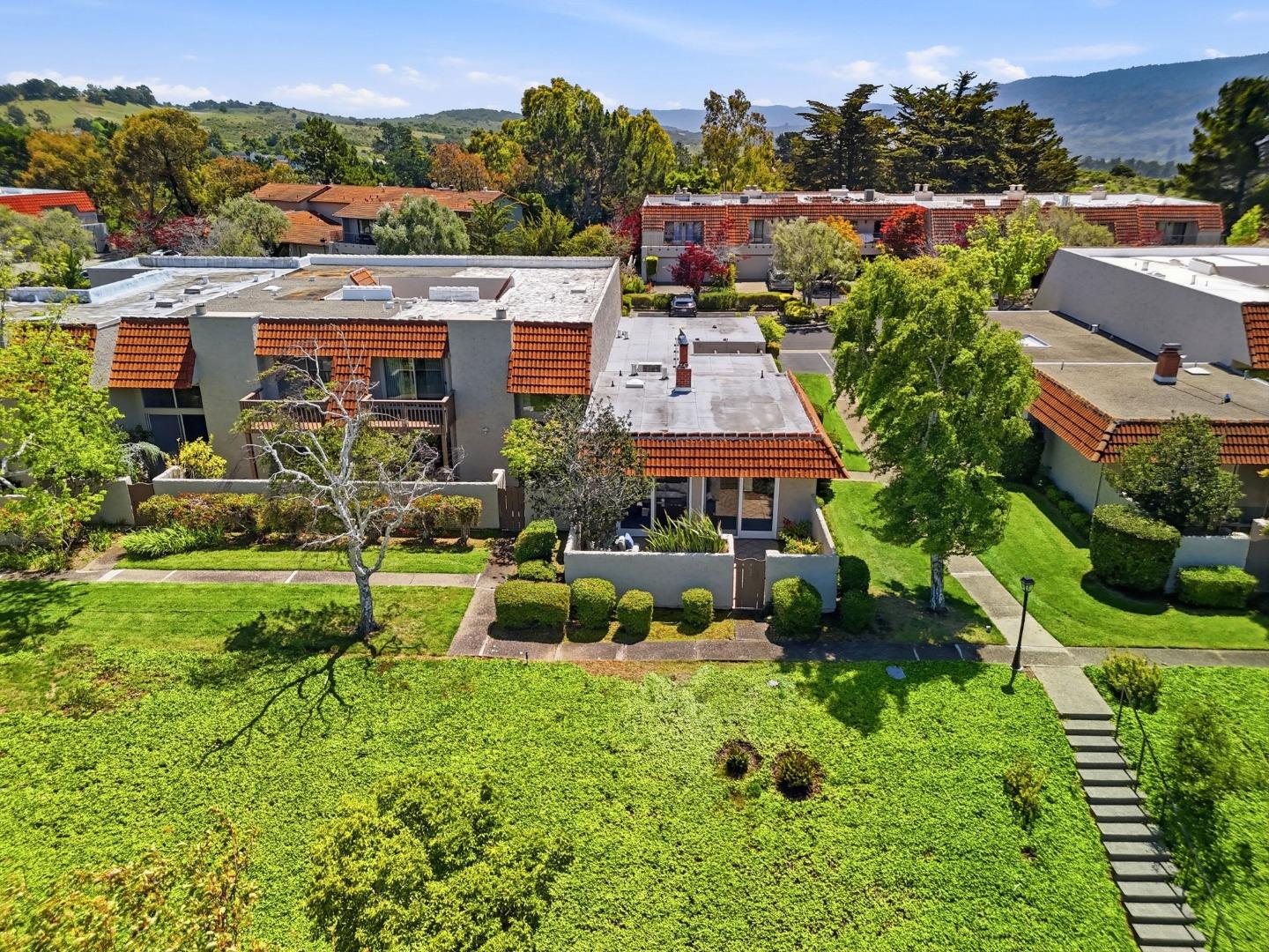 17 Rinconada Circle