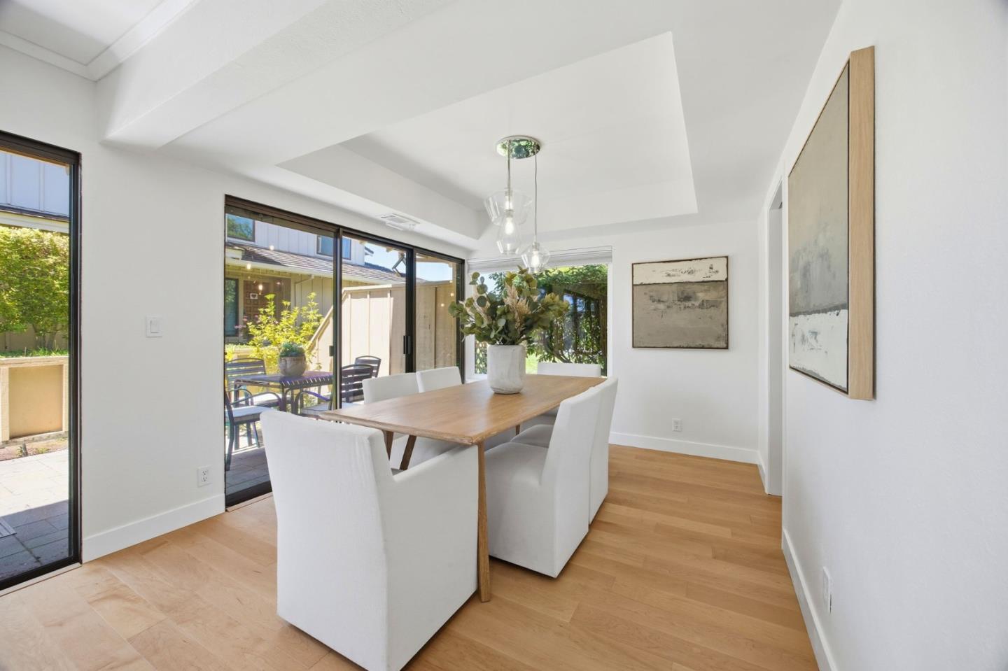 8 Calypso Lane