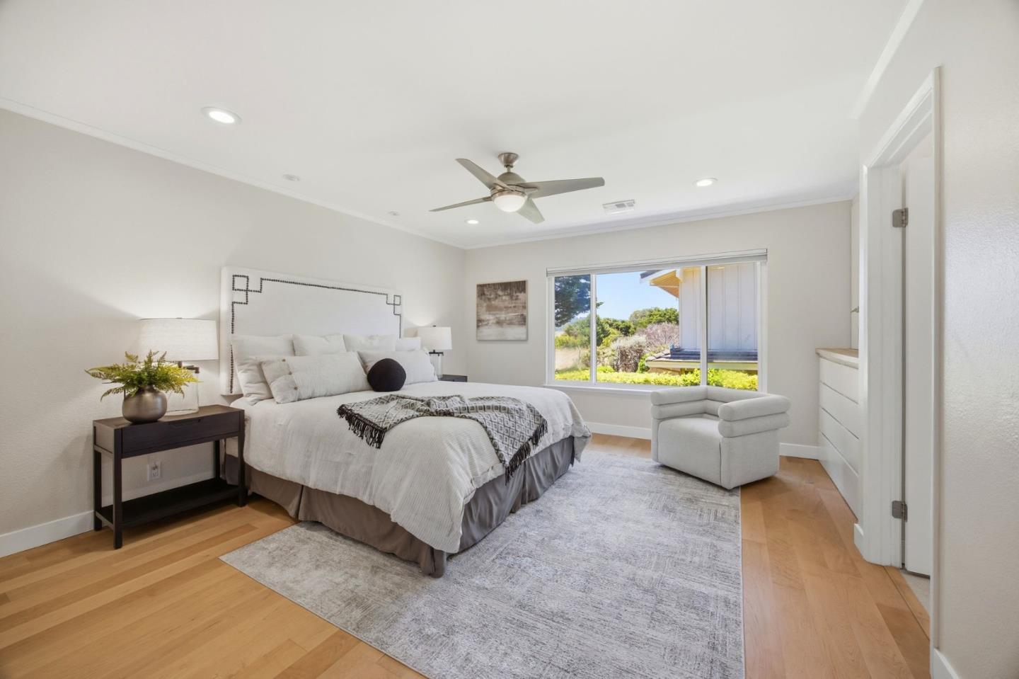 8 Calypso Lane