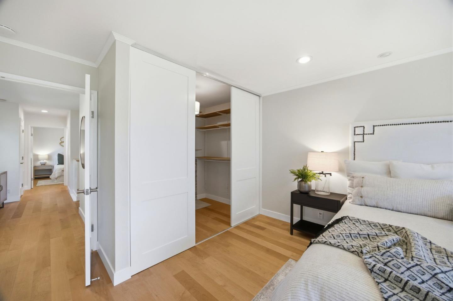 8 Calypso Lane