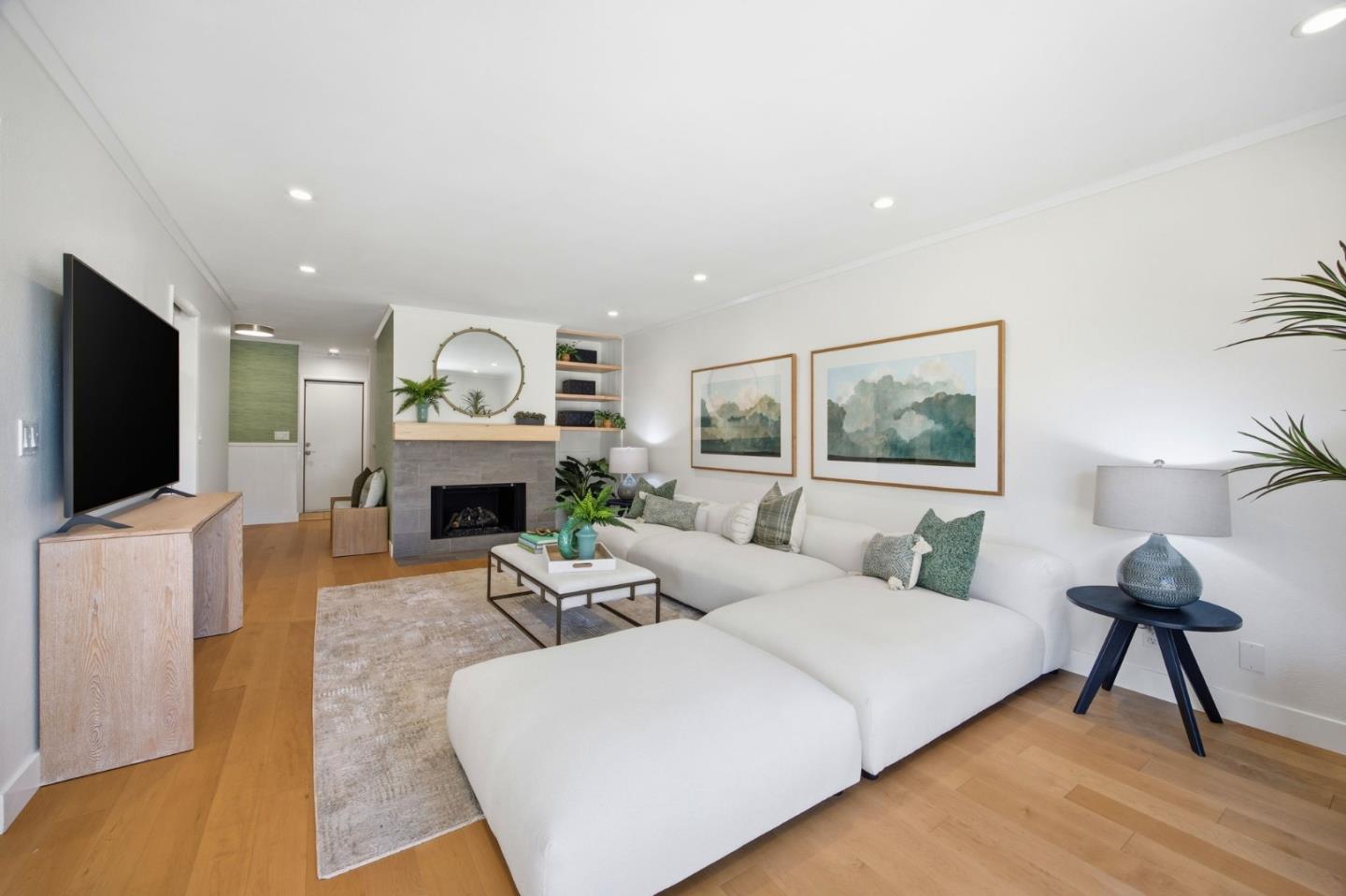 8 Calypso Lane