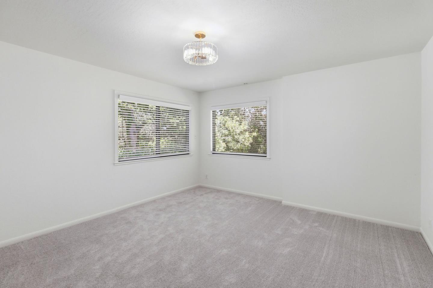 3 Kennedy PL
