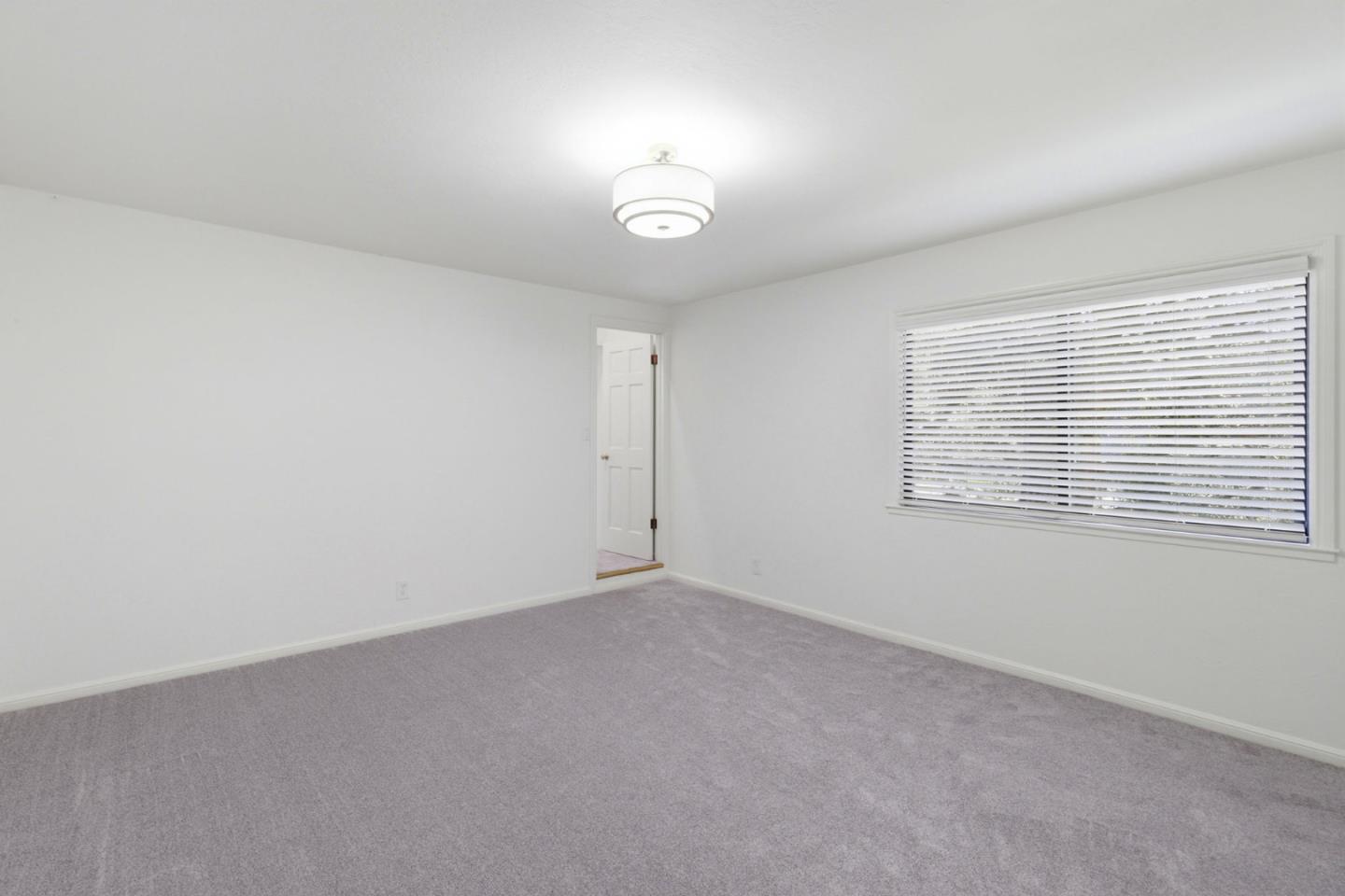 3 Kennedy PL