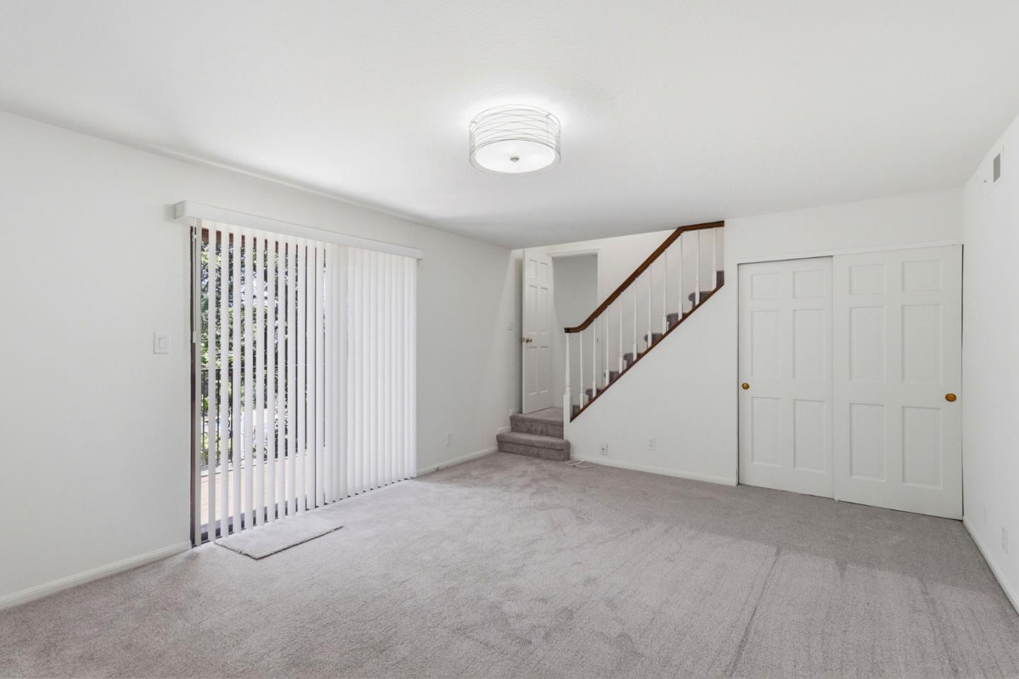 3 Kennedy PL