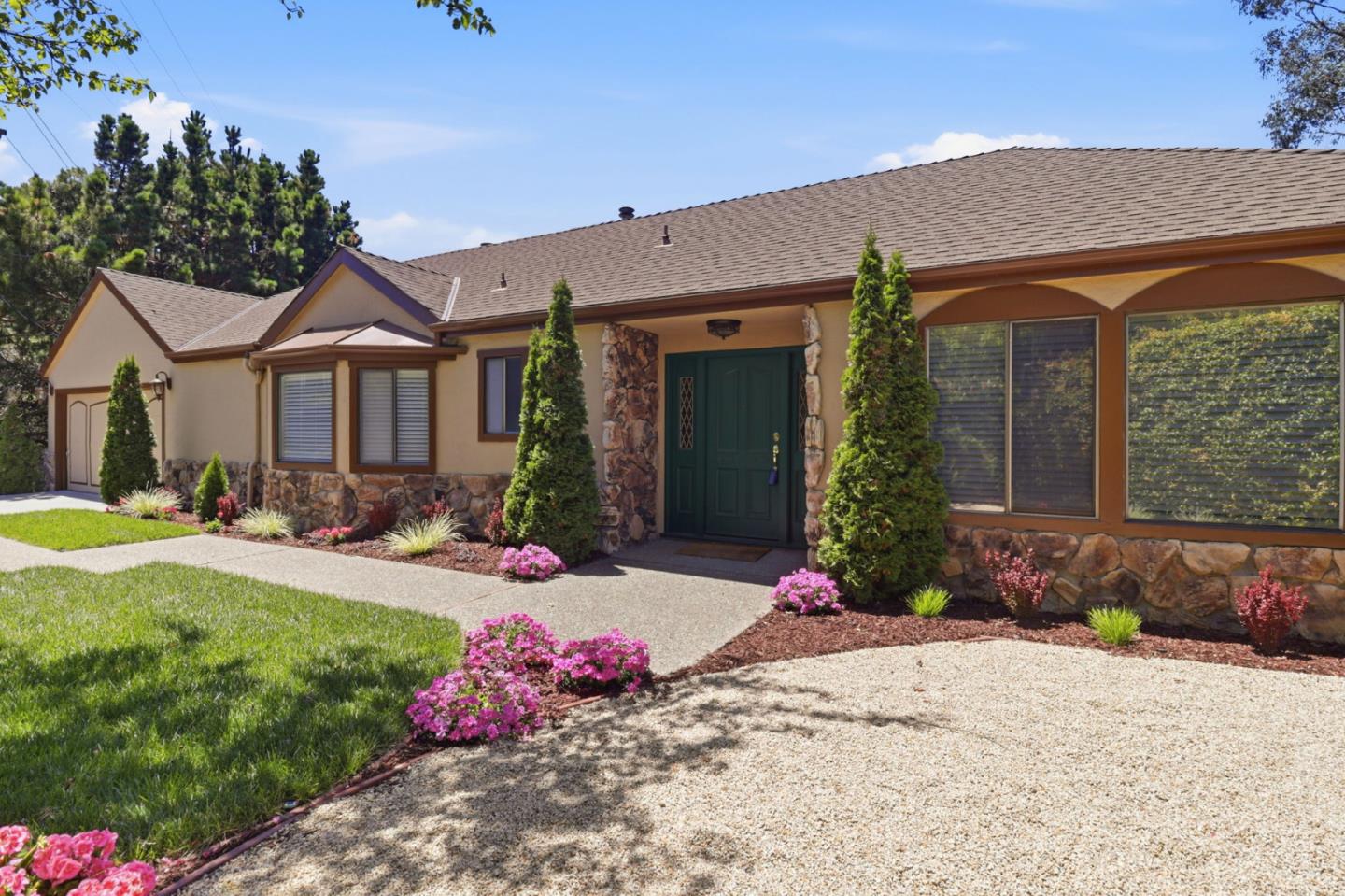 3 Kennedy PL
