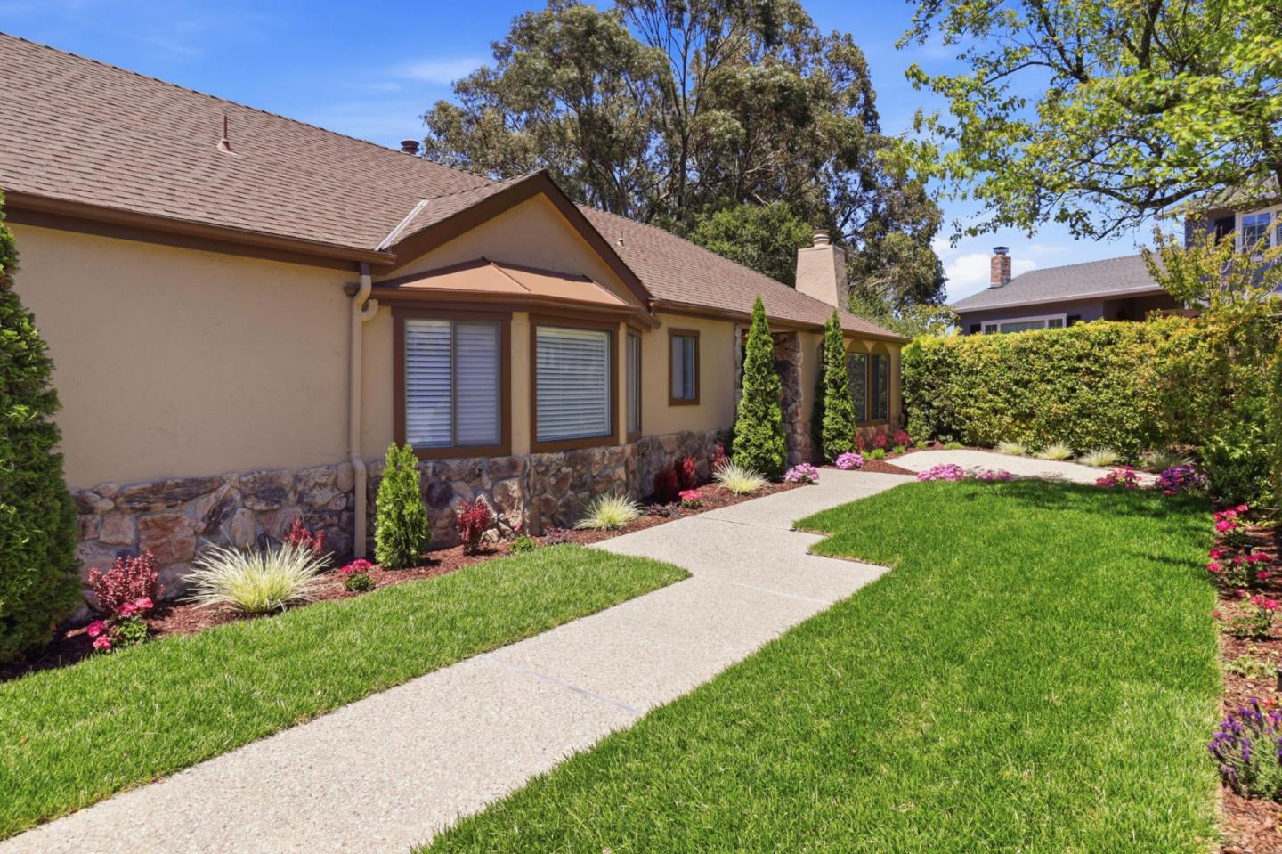 3 Kennedy PL