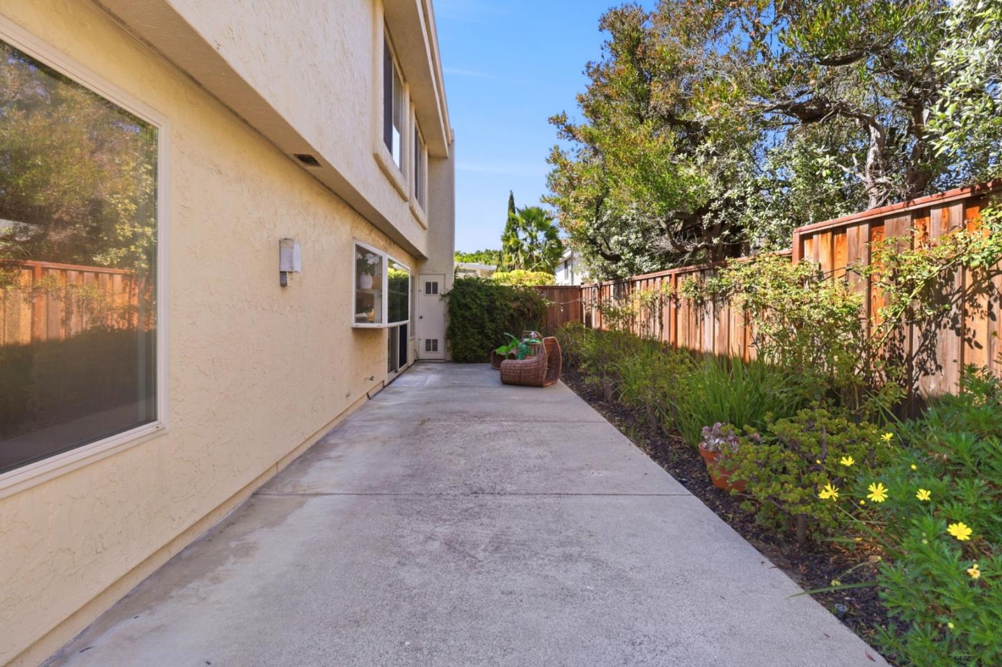 26 Lido CIR