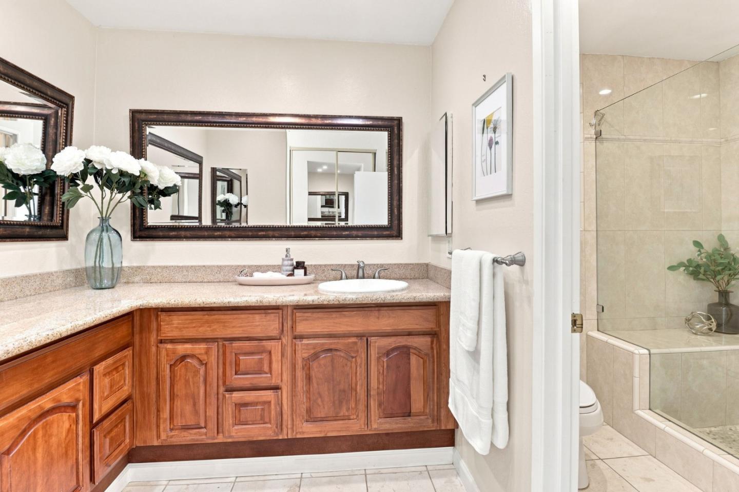 26 Lido CIR