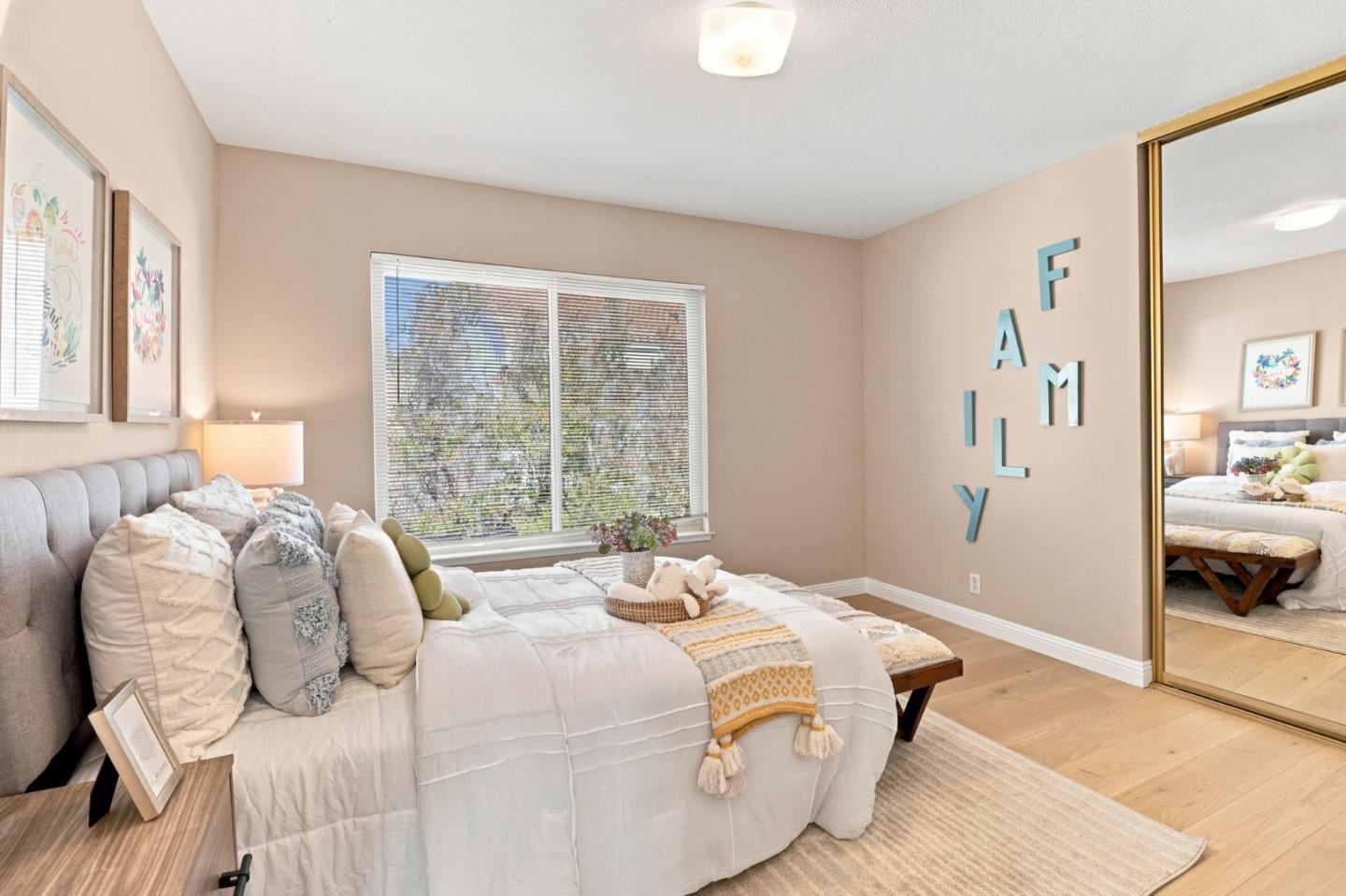 26 Lido CIR