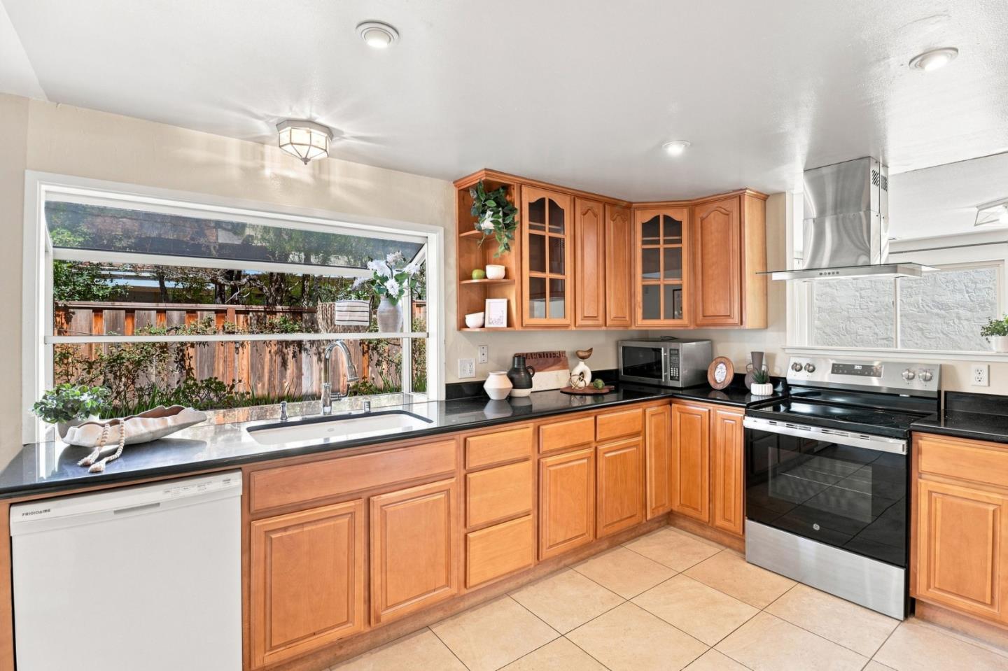 26 Lido CIR
