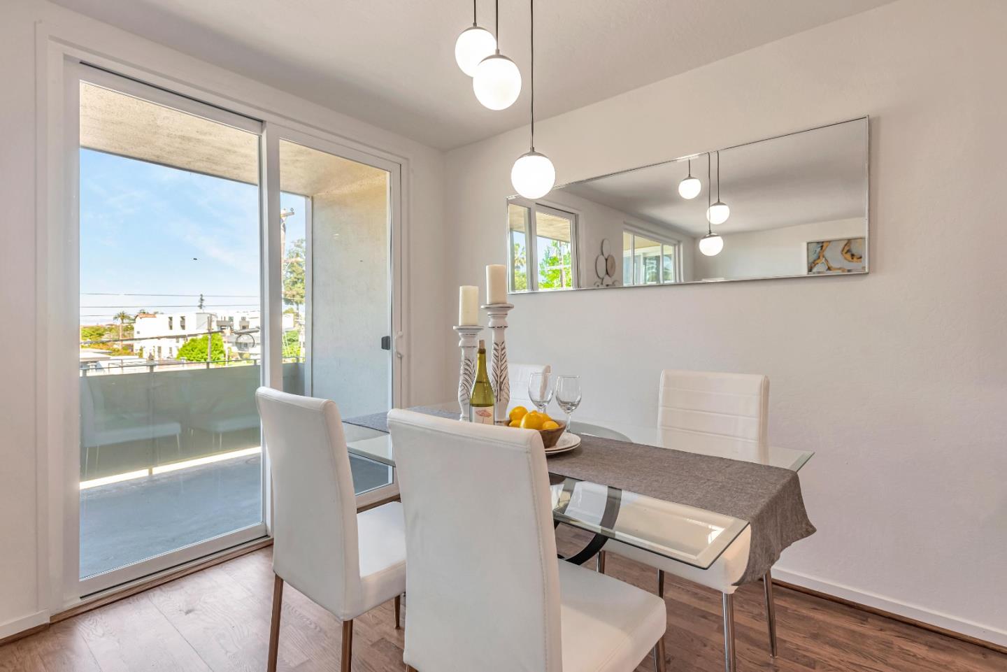 1700 AVE 206