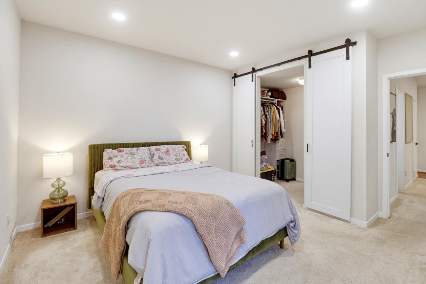 211 S Fremont 309