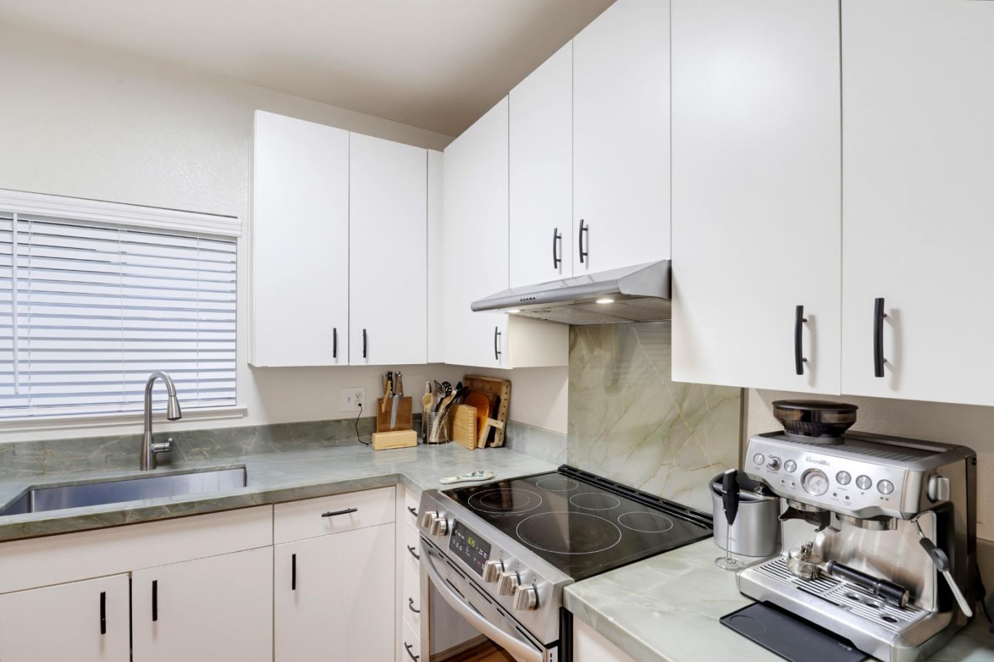 211 S Fremont 309