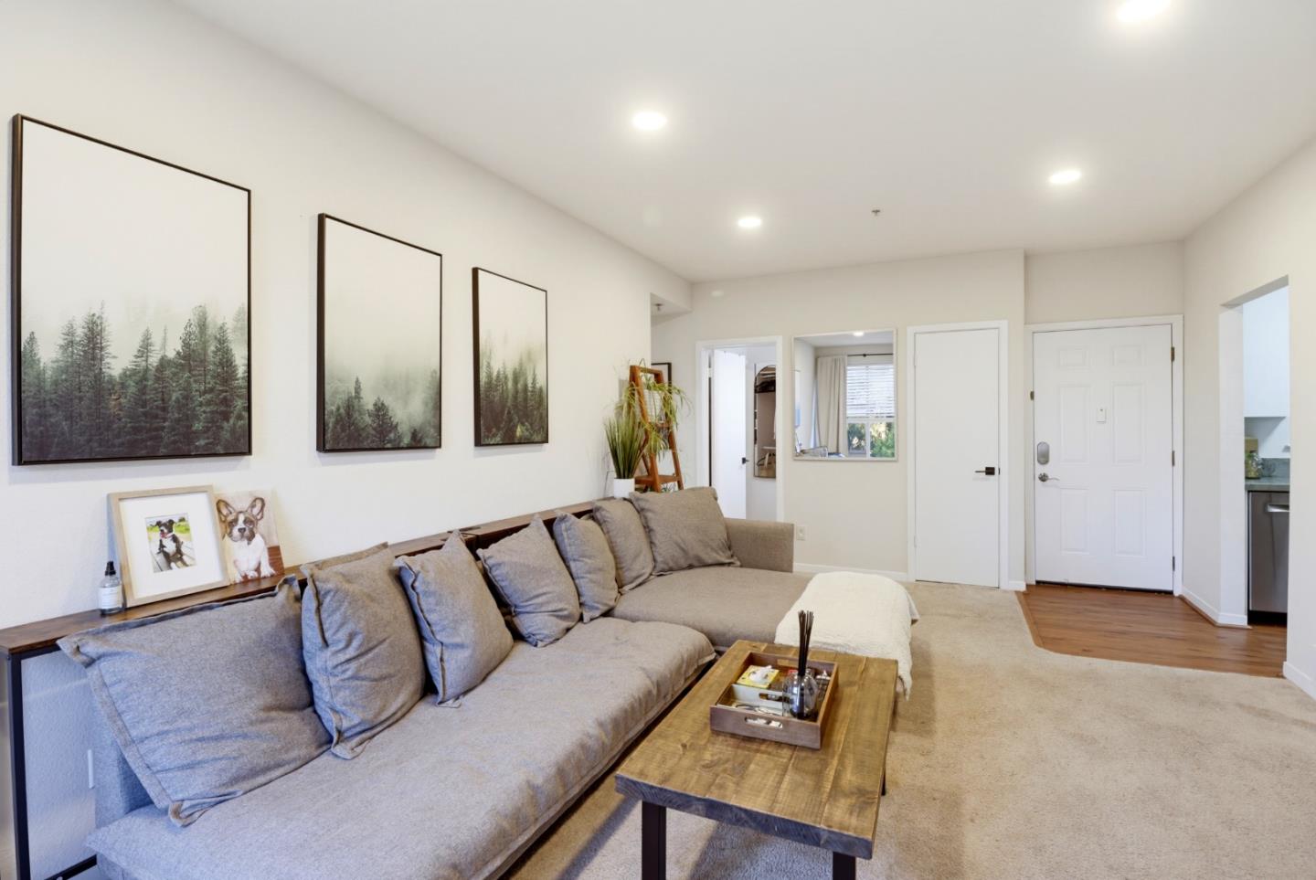 211 S Fremont 309
