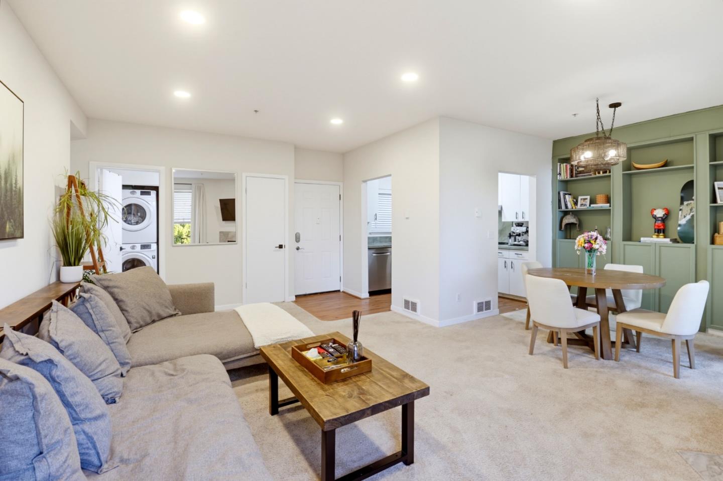 211 S Fremont 309