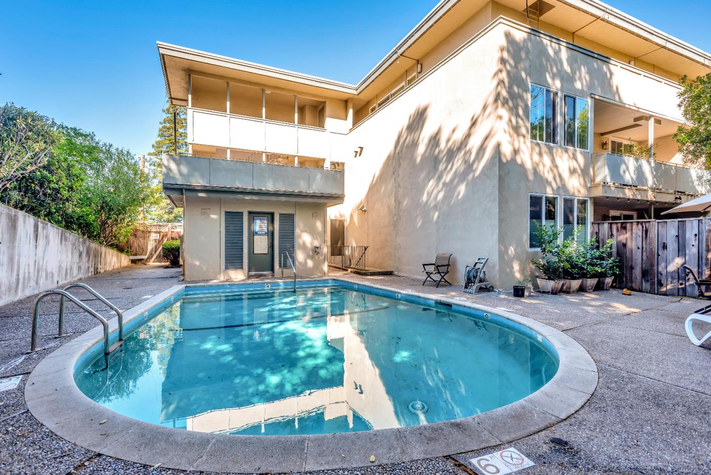 1700 San Carlos AVE 206