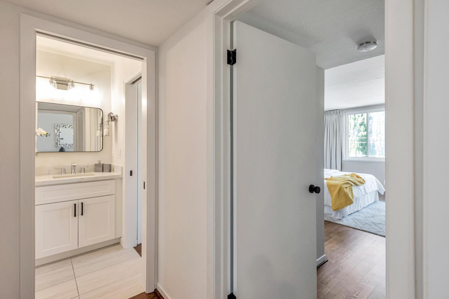 1700 San Carlos AVE 206