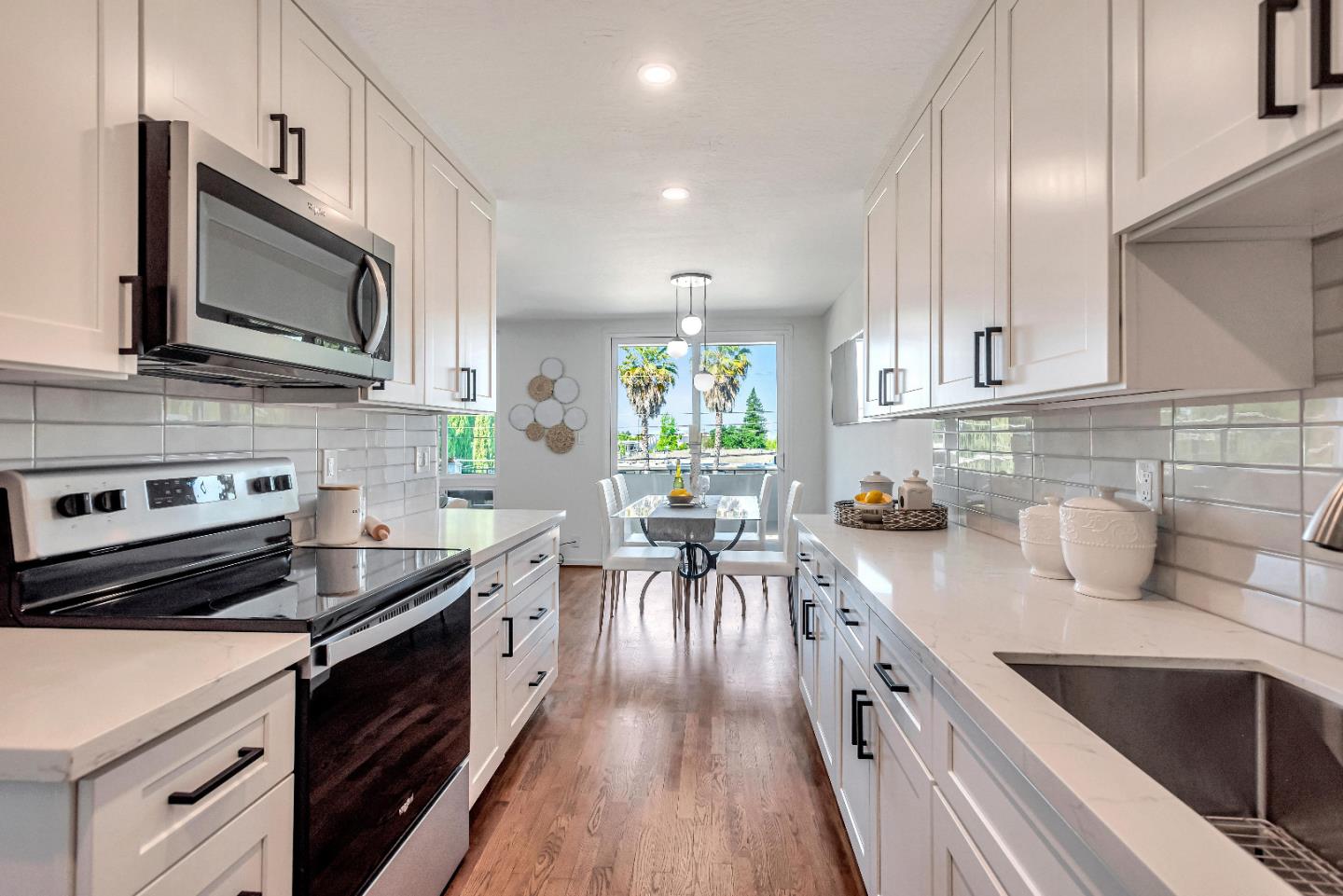1700 San Carlos AVE 206
