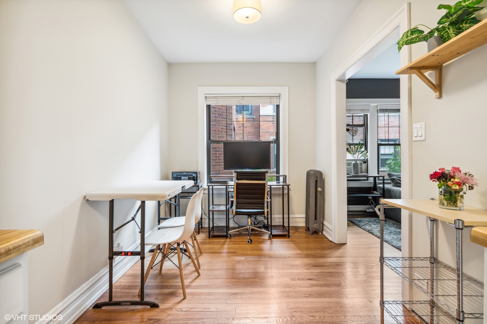 5467 S Ingleside Avenue Unit: 2E