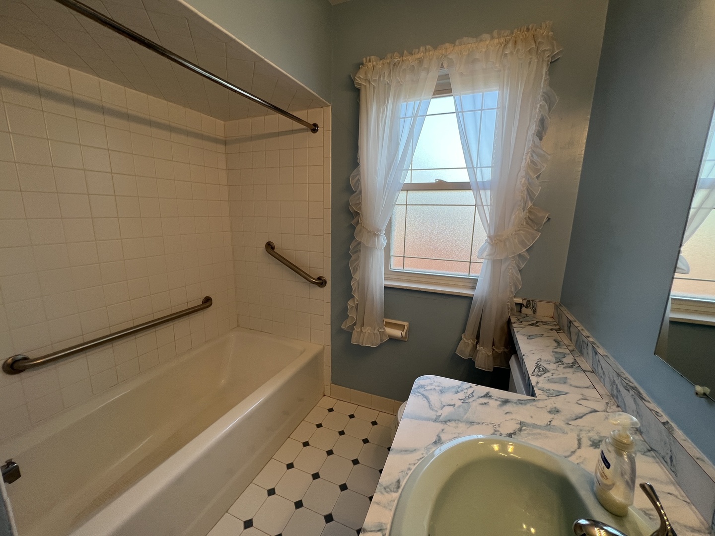 2856 W 93rd Street