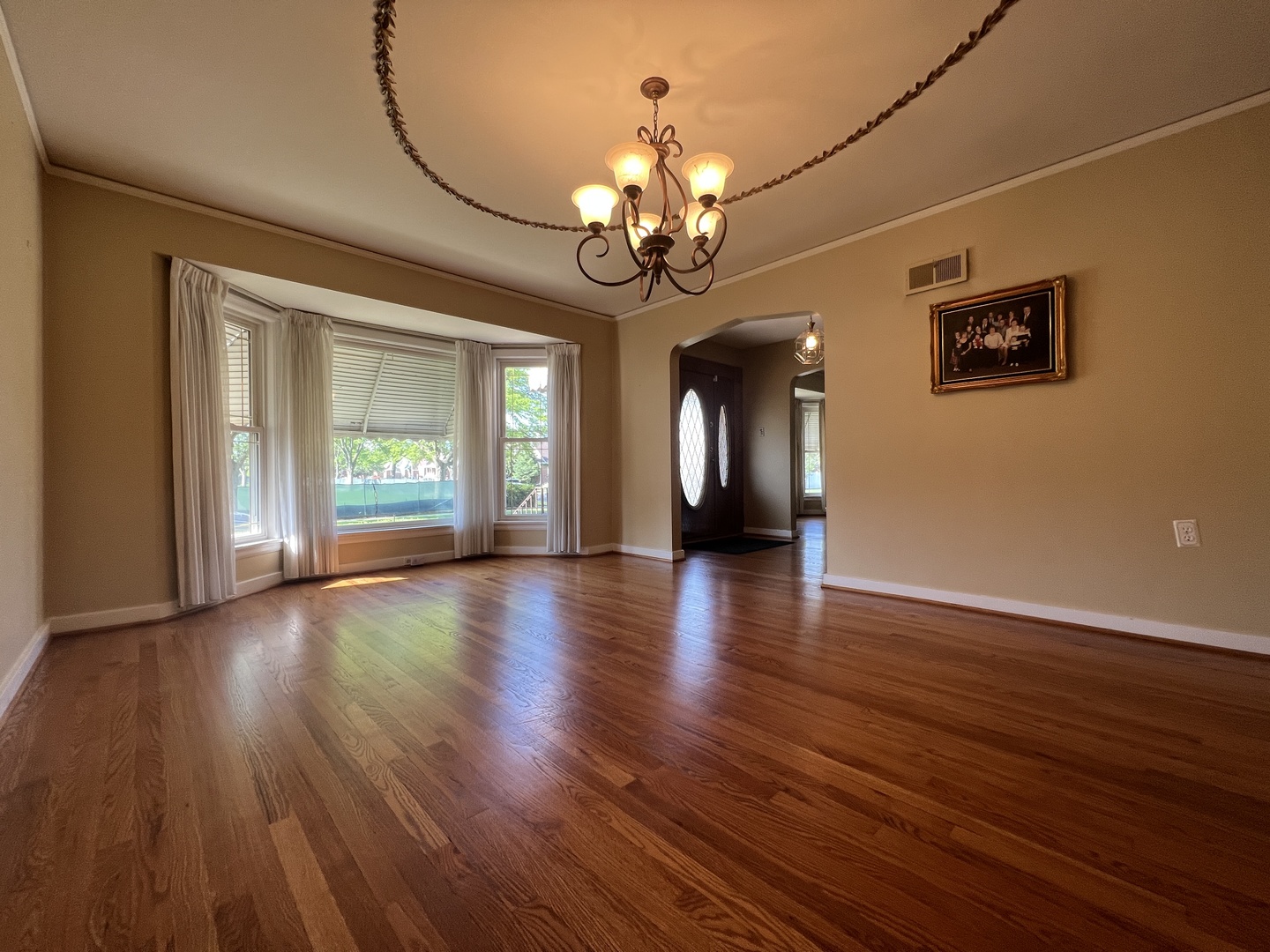 2856 W 93rd Street