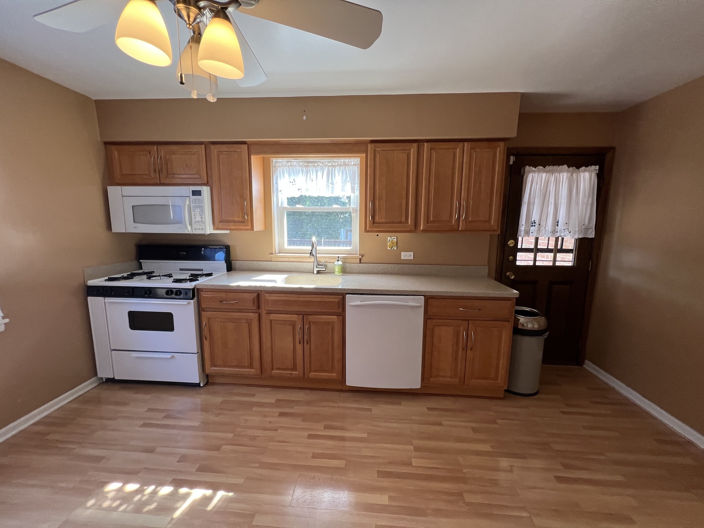 2856 W 93rd Street