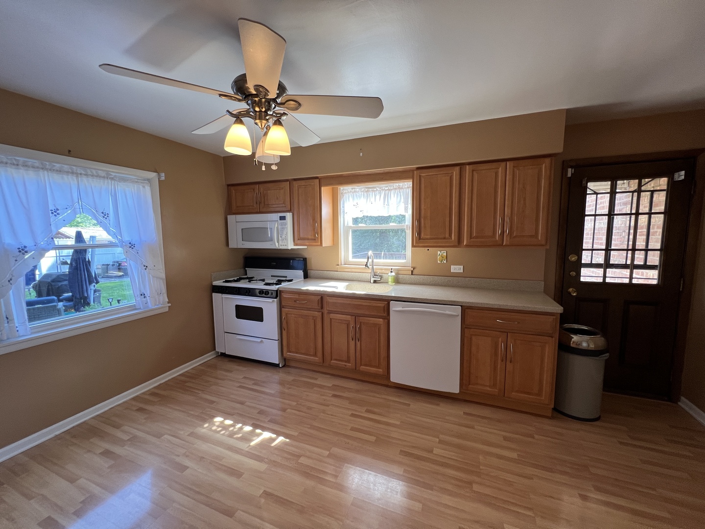 2856 W 93rd Street