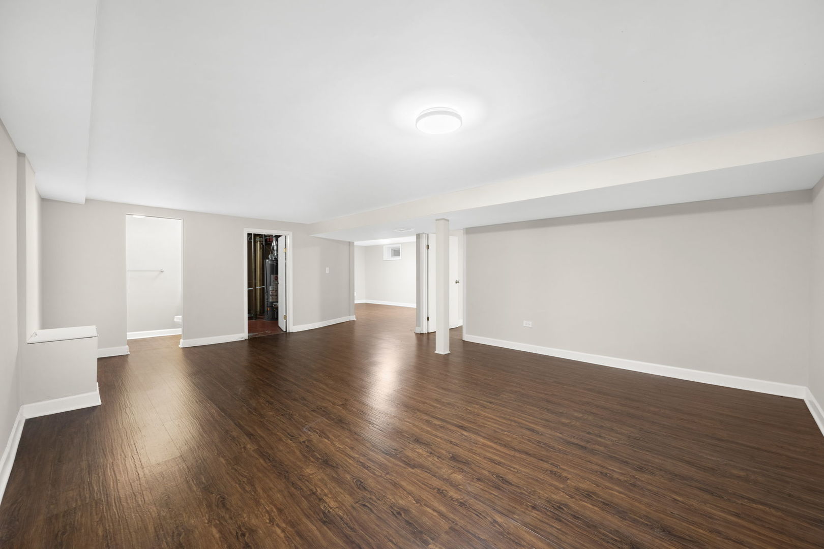 425 N Kenneth Court