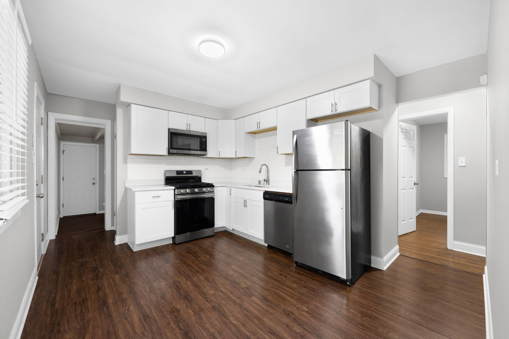 425 N Kenneth Court