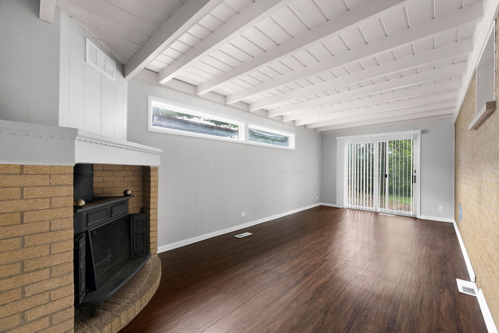 425 N Kenneth Court