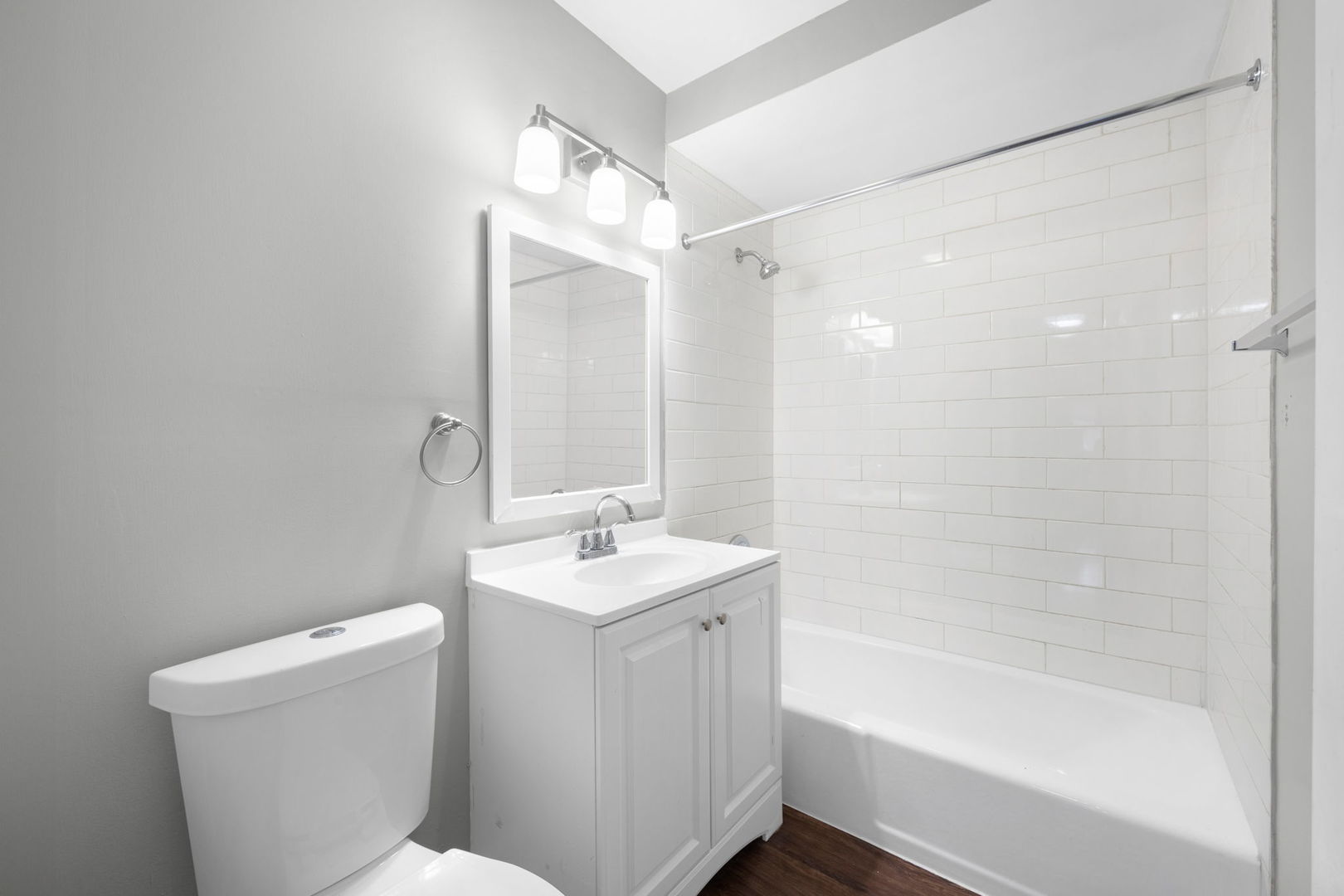 425 N Kenneth Court