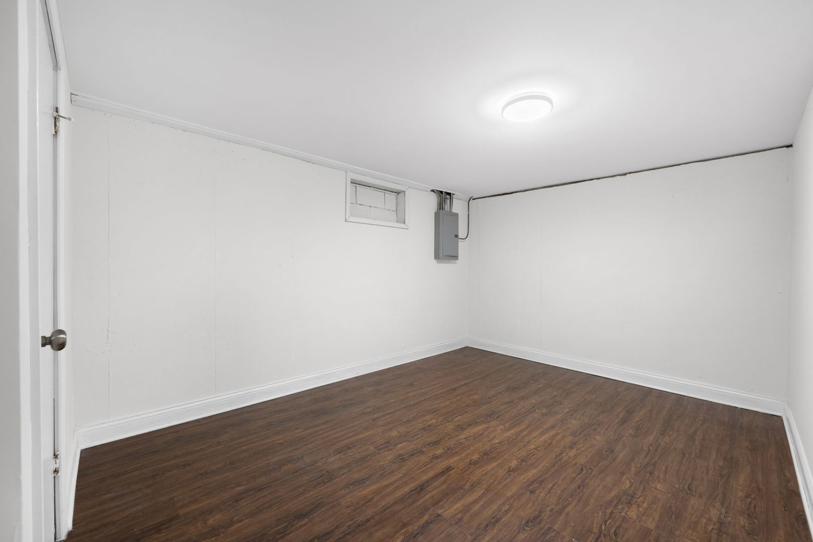 425 N Kenneth Court