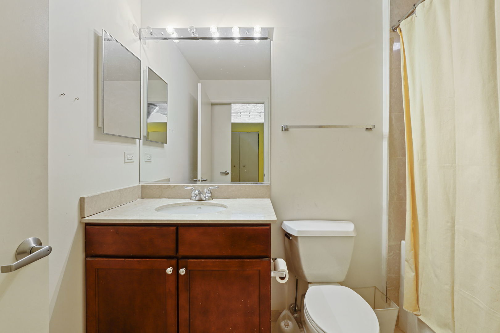 1070 W 15th Street Unit: 251