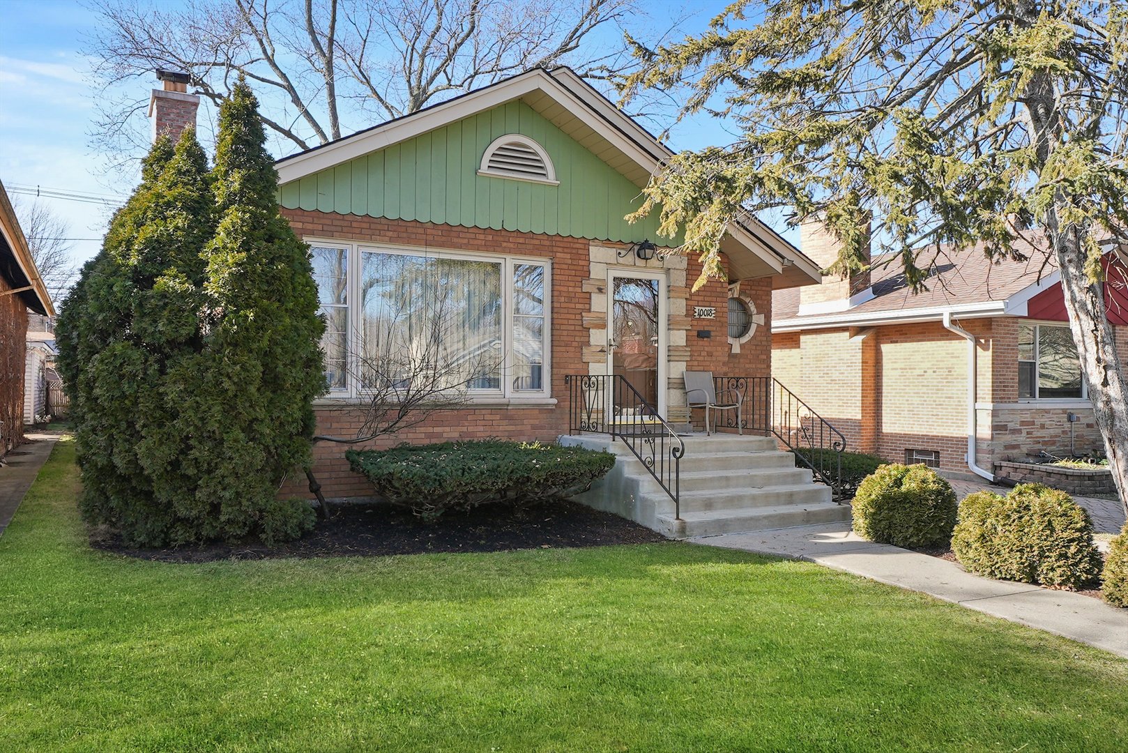 10018 S Oakley Avenue