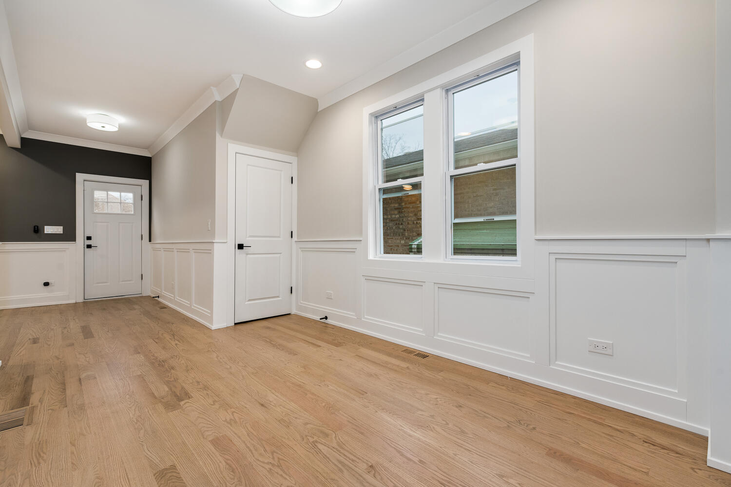 1154 W 88th Street