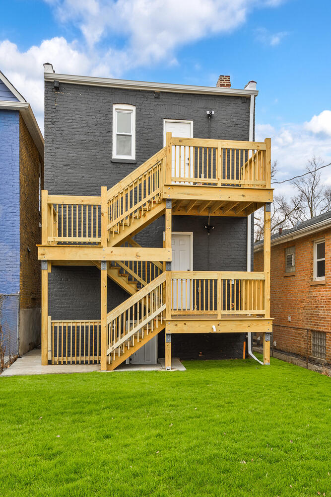 1154 W 88th Street