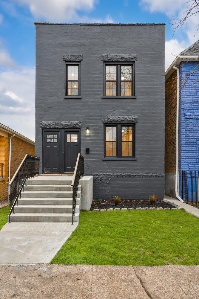1154 W 88th Street