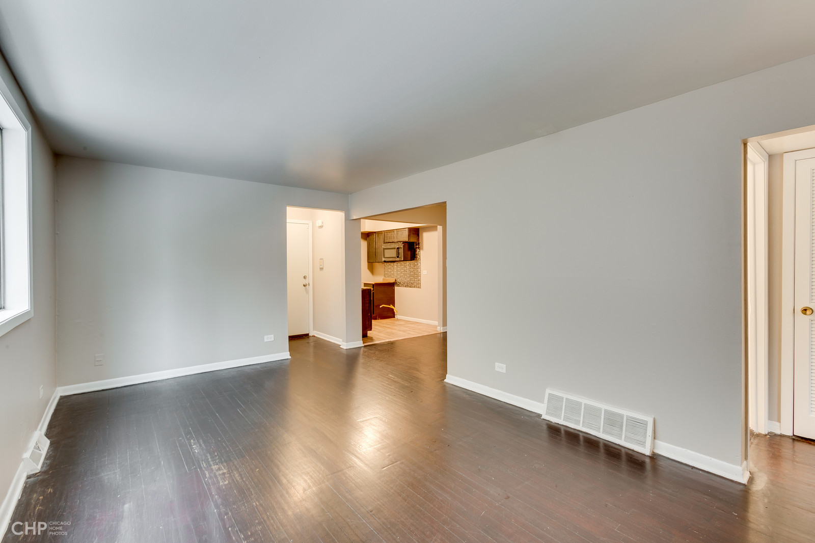 8237 S Drexel Avenue