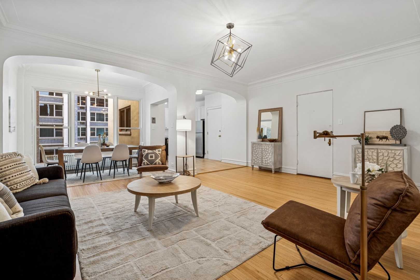 707 W JUNIOR Terrace Unit: 3S